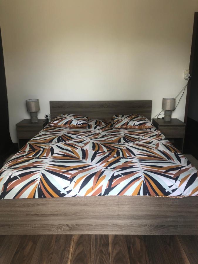 מוארן-אן-מונטאן Logement Au Calme Dans Une Maison. מראה חיצוני תמונה